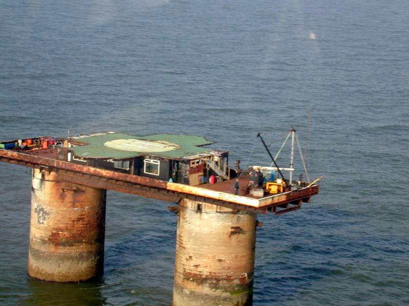 Sealand - Силенд - платформа в море Sealand Сіленд морська платформа